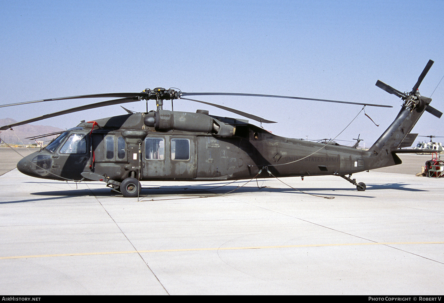 Aircraft Photo of 85-24750 / 0-24750 | Sikorsky UH-60L Black Hawk (S-70A) | USA - Army | AirHistory.net #727528