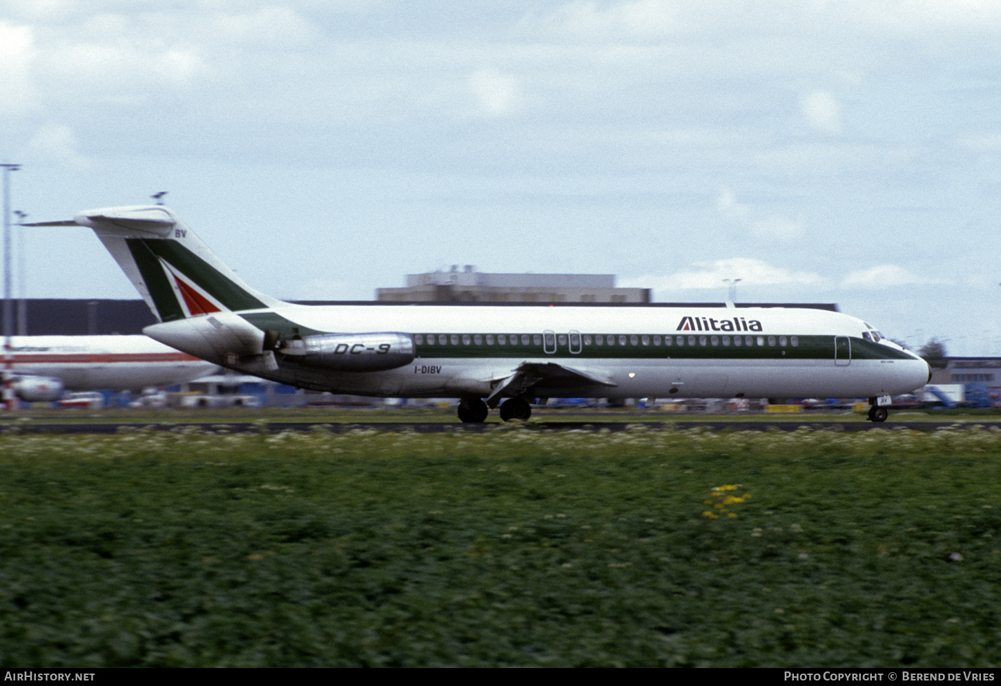 Aircraft Photo of I-DIBV | McDonnell Douglas DC-9-32 | Alitalia | AirHistory.net #727765