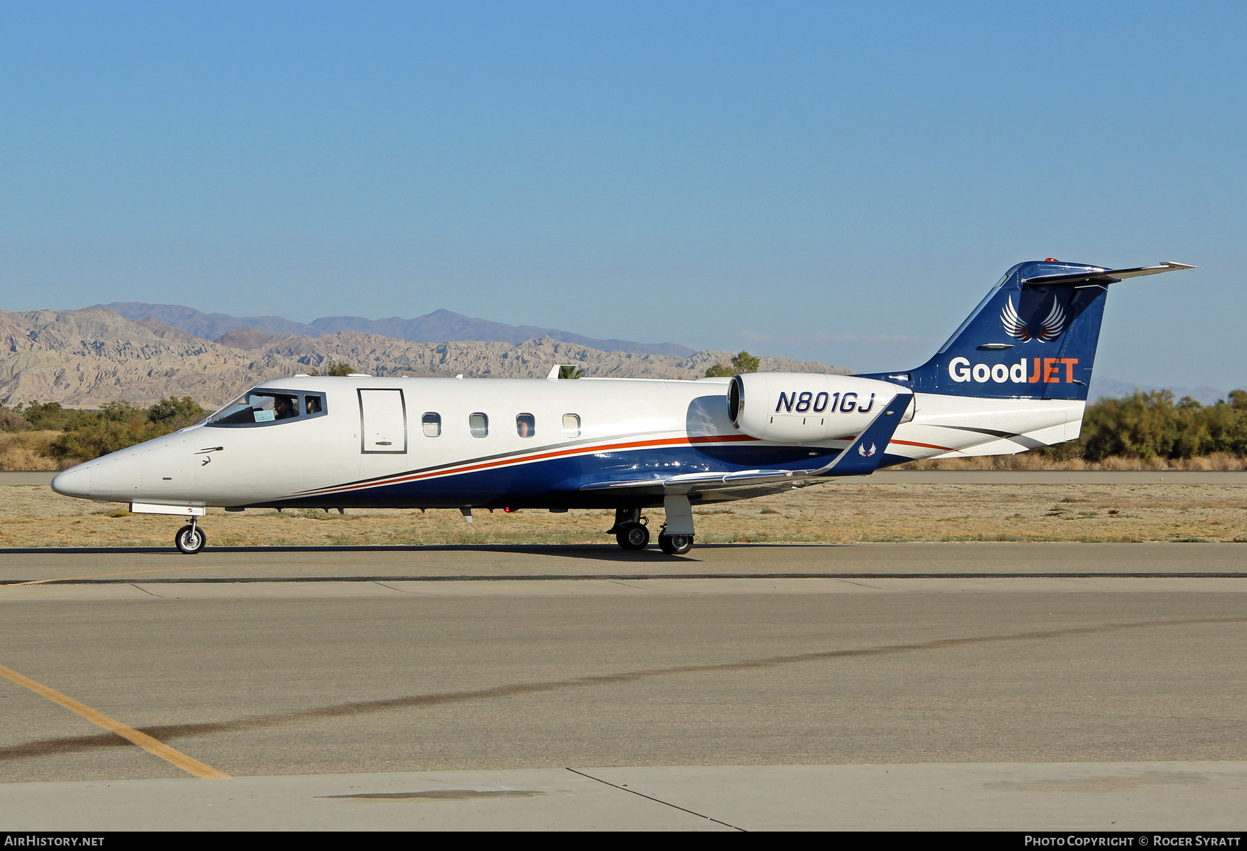 Aircraft Photo of N801GJ | Gates Learjet 55 | GoodJet | AirHistory.net #727949