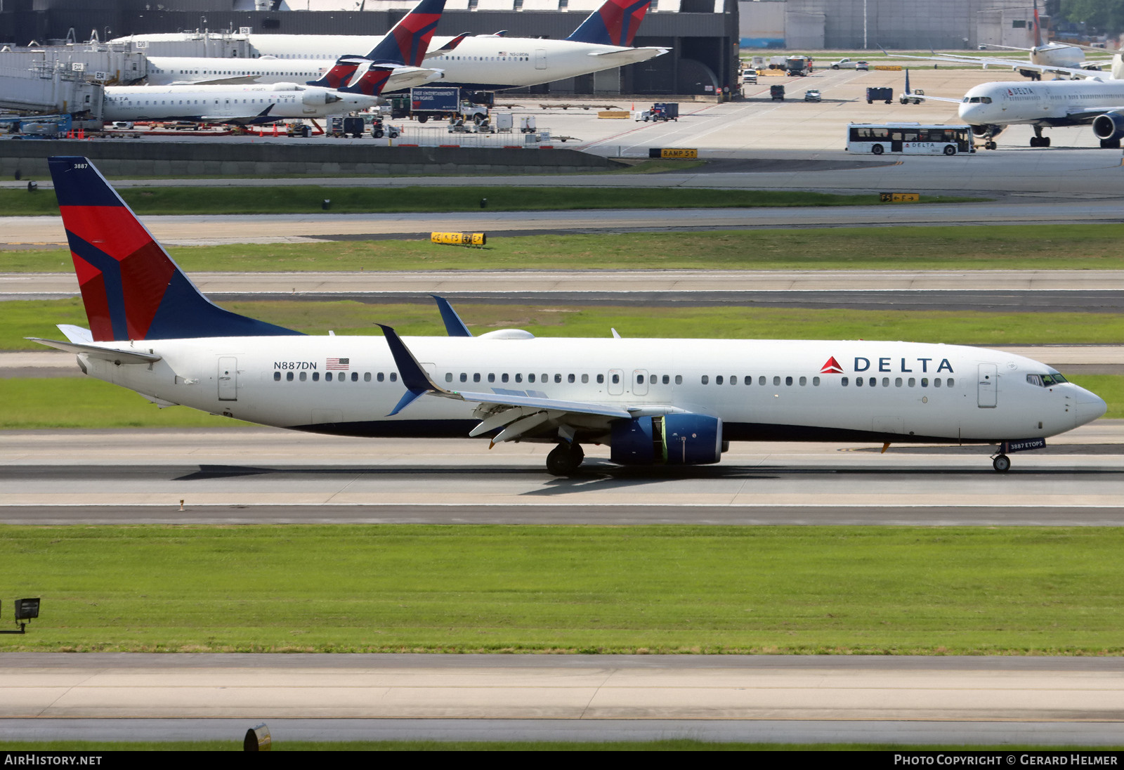 Aircraft Photo of N887DN | Boeing 737-900/ER | Delta Air Lines | AirHistory.net #727990