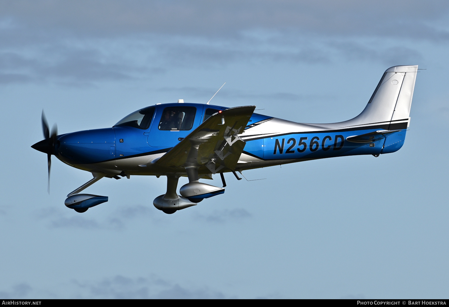 Aircraft Photo of N256CD | Cirrus SR-22T G7-GTS | AirHistory.net #727996