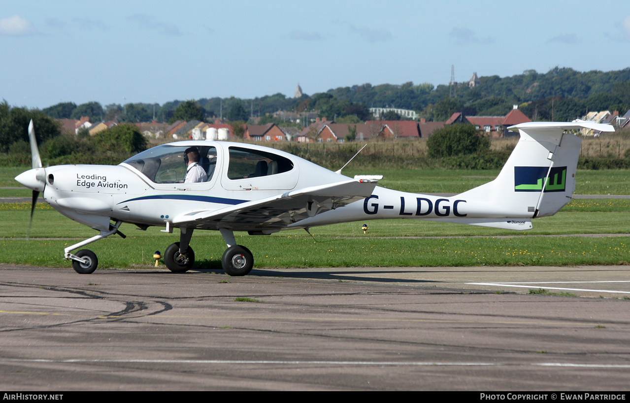 Aircraft Photo of G-LDGC | Diamond DA40D Diamond Star TDI | Leading Edge Aviation | AirHistory.net #728135