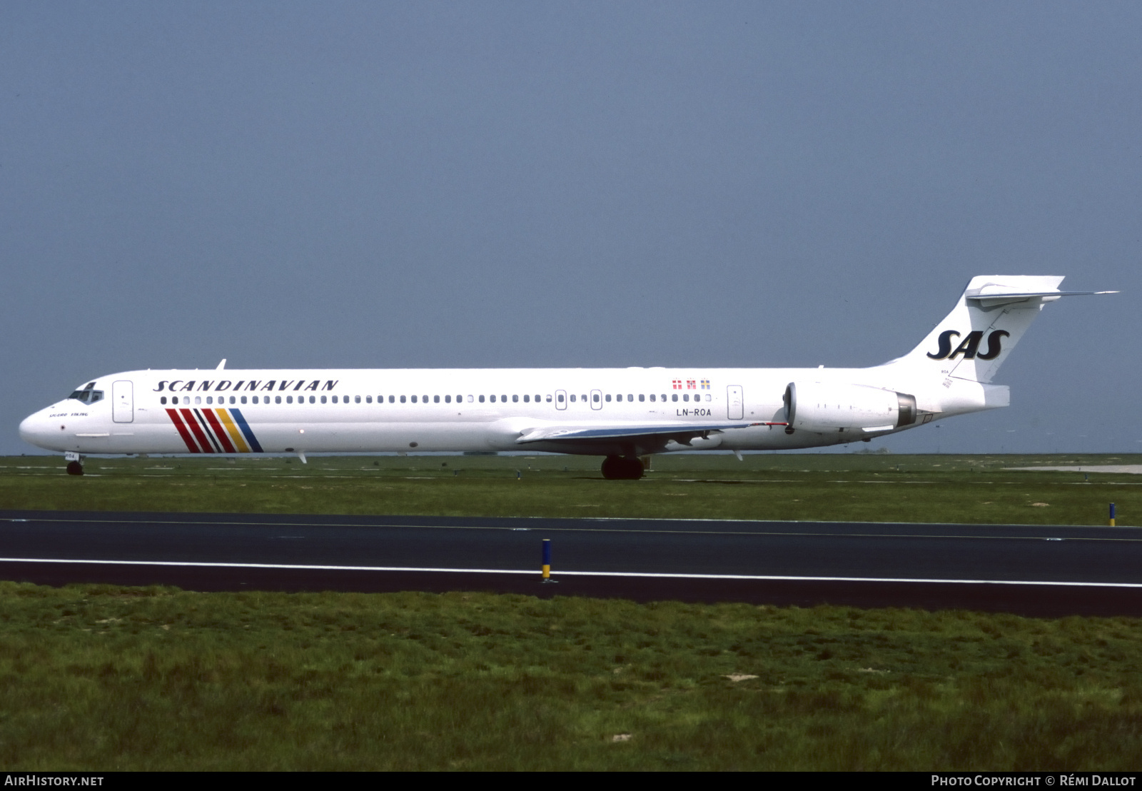 Aircraft Photo of LN-ROA | McDonnell Douglas MD-90-30 | Scandinavian Airlines - SAS | AirHistory.net #728150