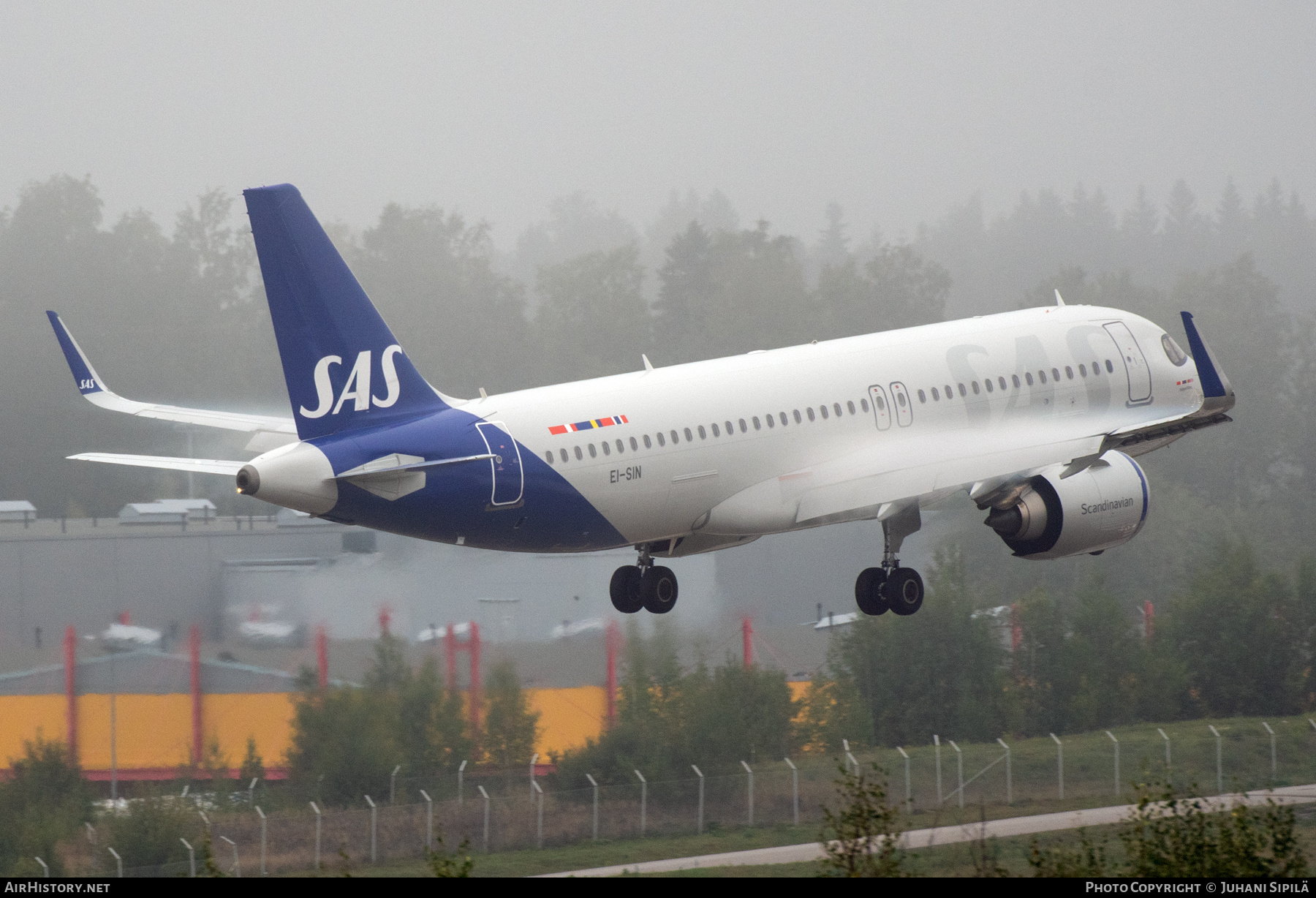 Aircraft Photo of EI-SIN | Airbus A320-251N | Scandinavian Airlines - SAS | AirHistory.net #728165