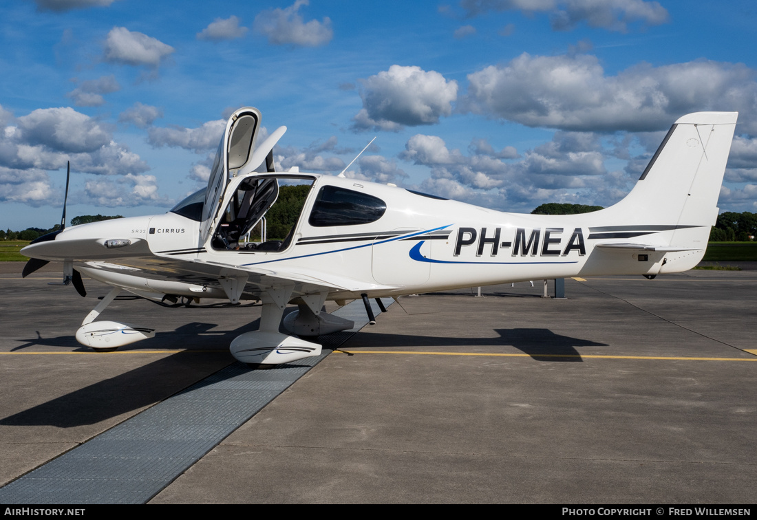 Aircraft Photo of PH-MEA | Cirrus SR-22 G3 | AirHistory.net #728167