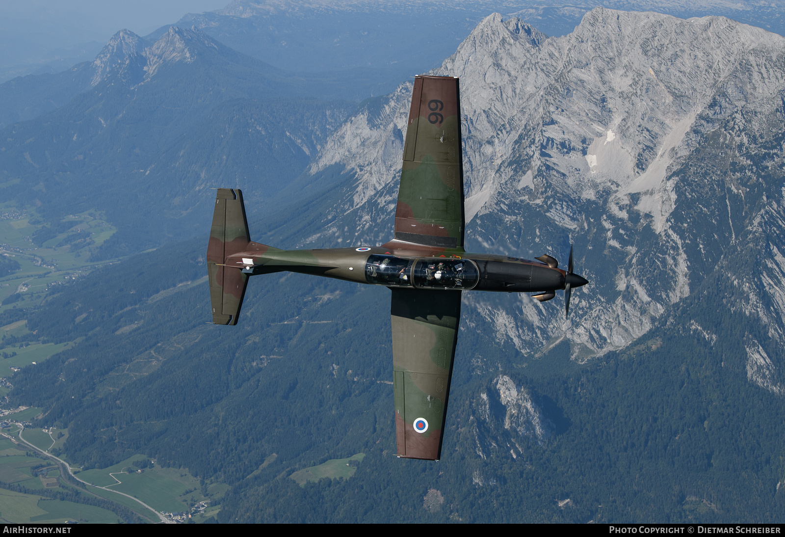 Aircraft Photo of L9-66 | Pilatus PC-9M Hudournik | Slovenia - Air Force | AirHistory.net #728182