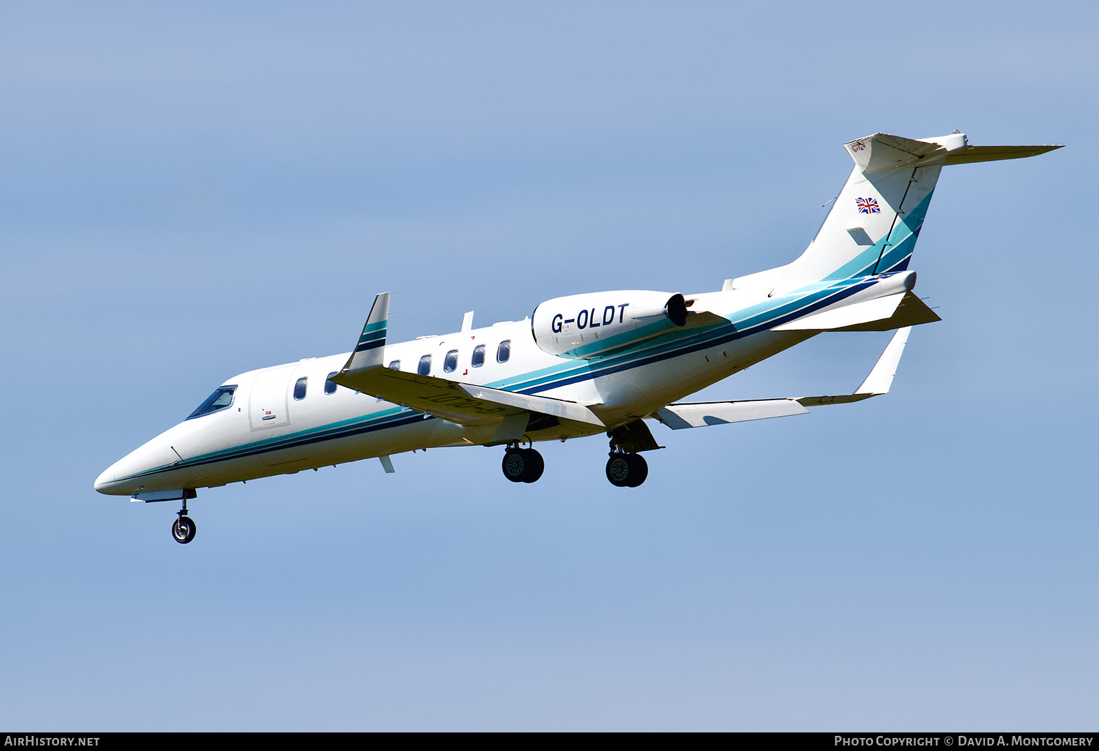 Aircraft Photo of G-OLDT | Learjet 45 | AirHistory.net #728189