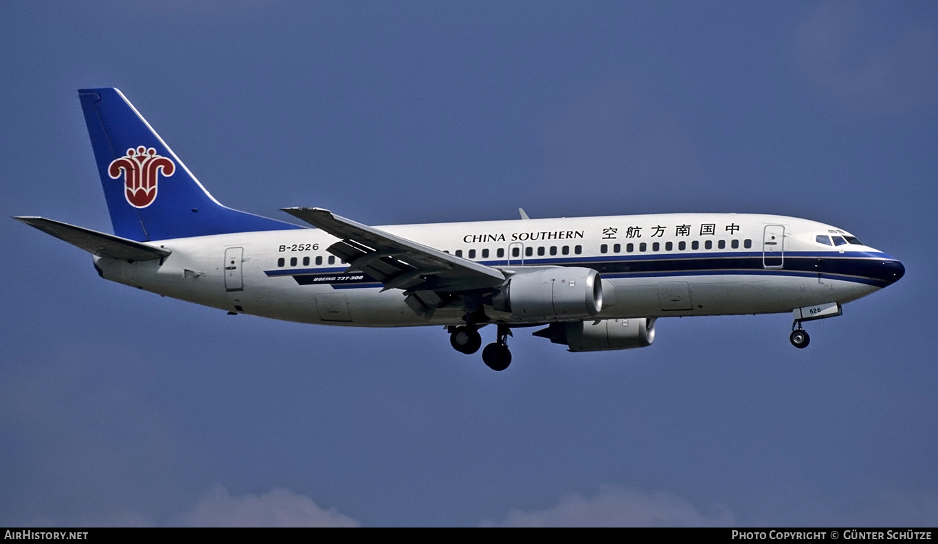 Aircraft Photo of B-2526 | Boeing 737-3Y0 | China Southern Airlines | AirHistory.net #728249
