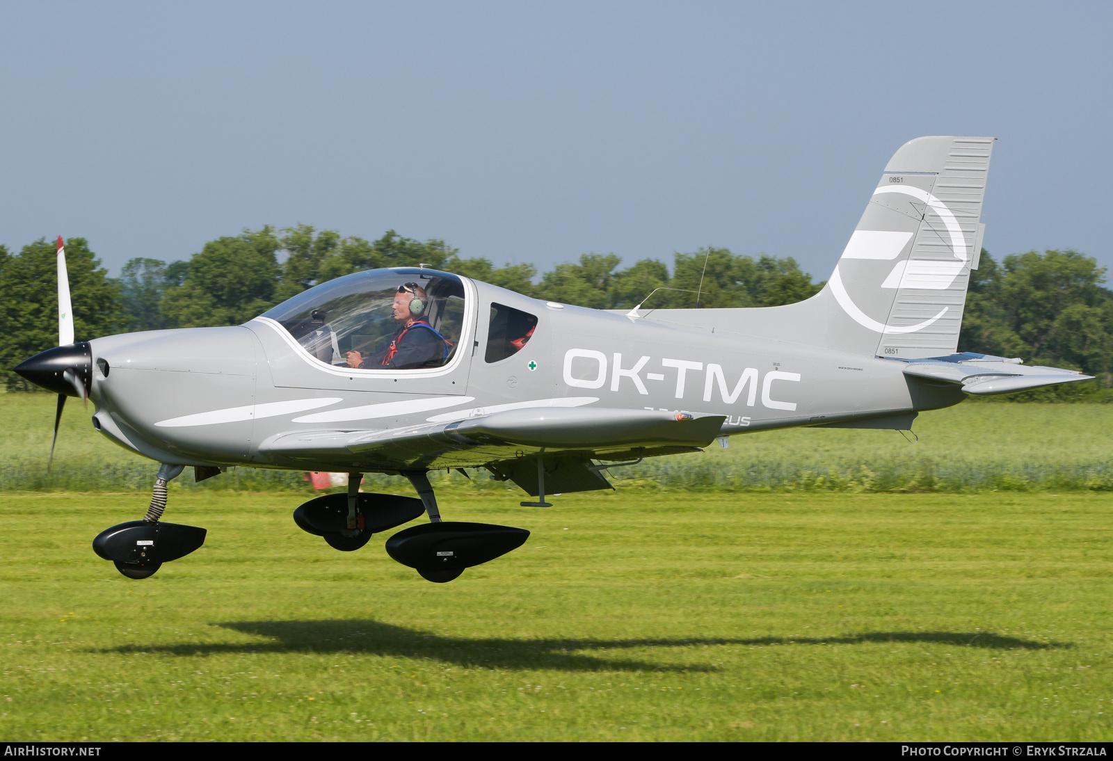 Aircraft Photo of OK-TMC | Zlin Z-242L | AirHistory.net #728264