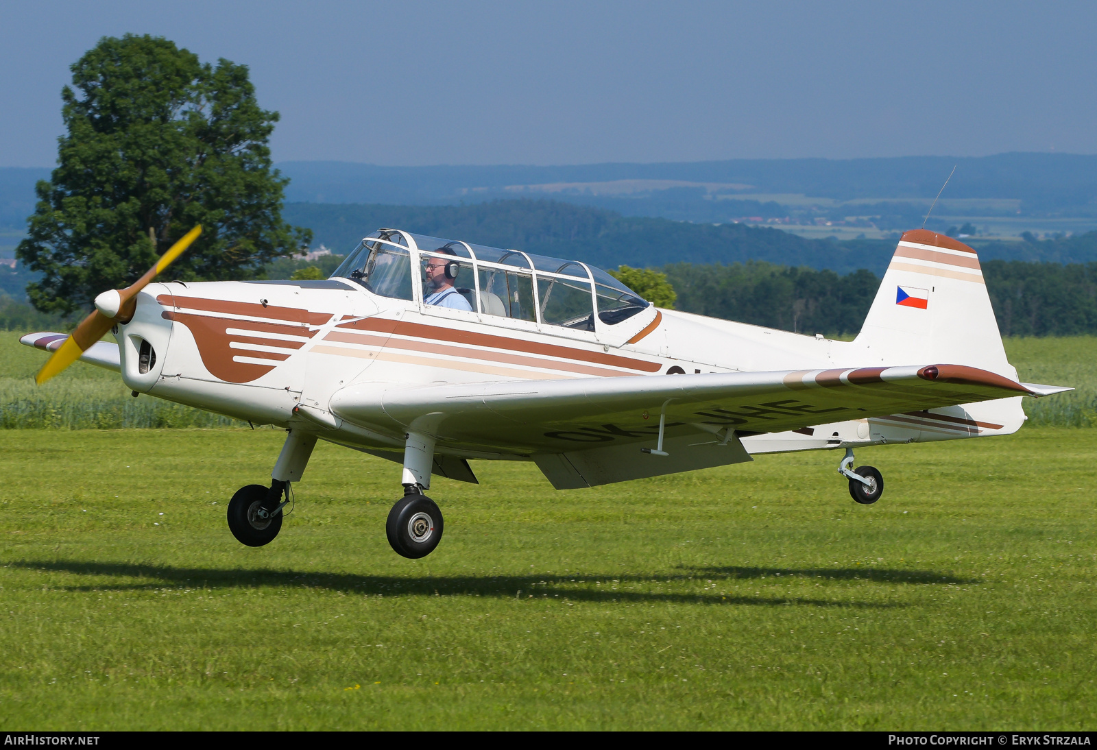 Aircraft Photo of OK-JHE | Zlin Z-126 Trener 2 | AirHistory.net #728269