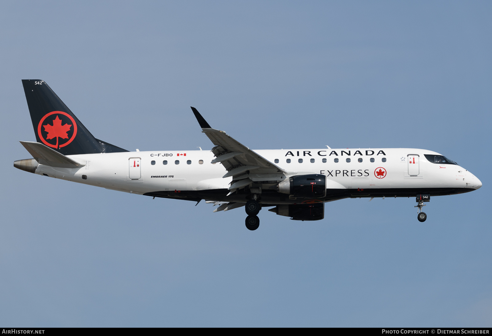 Aircraft Photo of C-FJBO | Embraer 175SU (ERJ-170-200SU) | Air Canada Express | AirHistory.net #728329