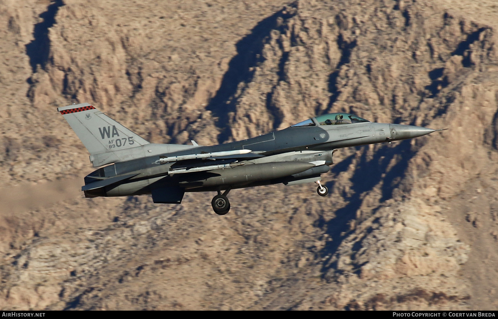 Aircraft Photo of 89-2075 / AF89-075 | General Dynamics F-16CM Fighting Falcon | USA - Air Force | AirHistory.net #728347