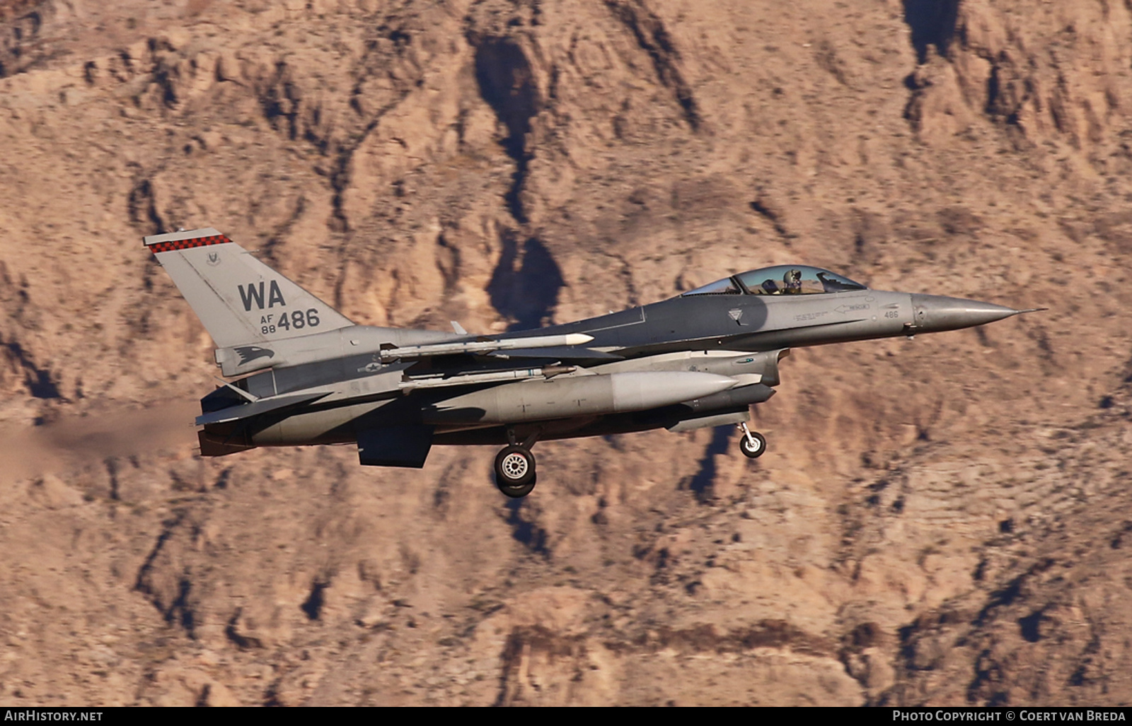Aircraft Photo of 88-0486 / AF88-486 | General Dynamics F-16CM Fighting Falcon | USA - Air Force | AirHistory.net #728348