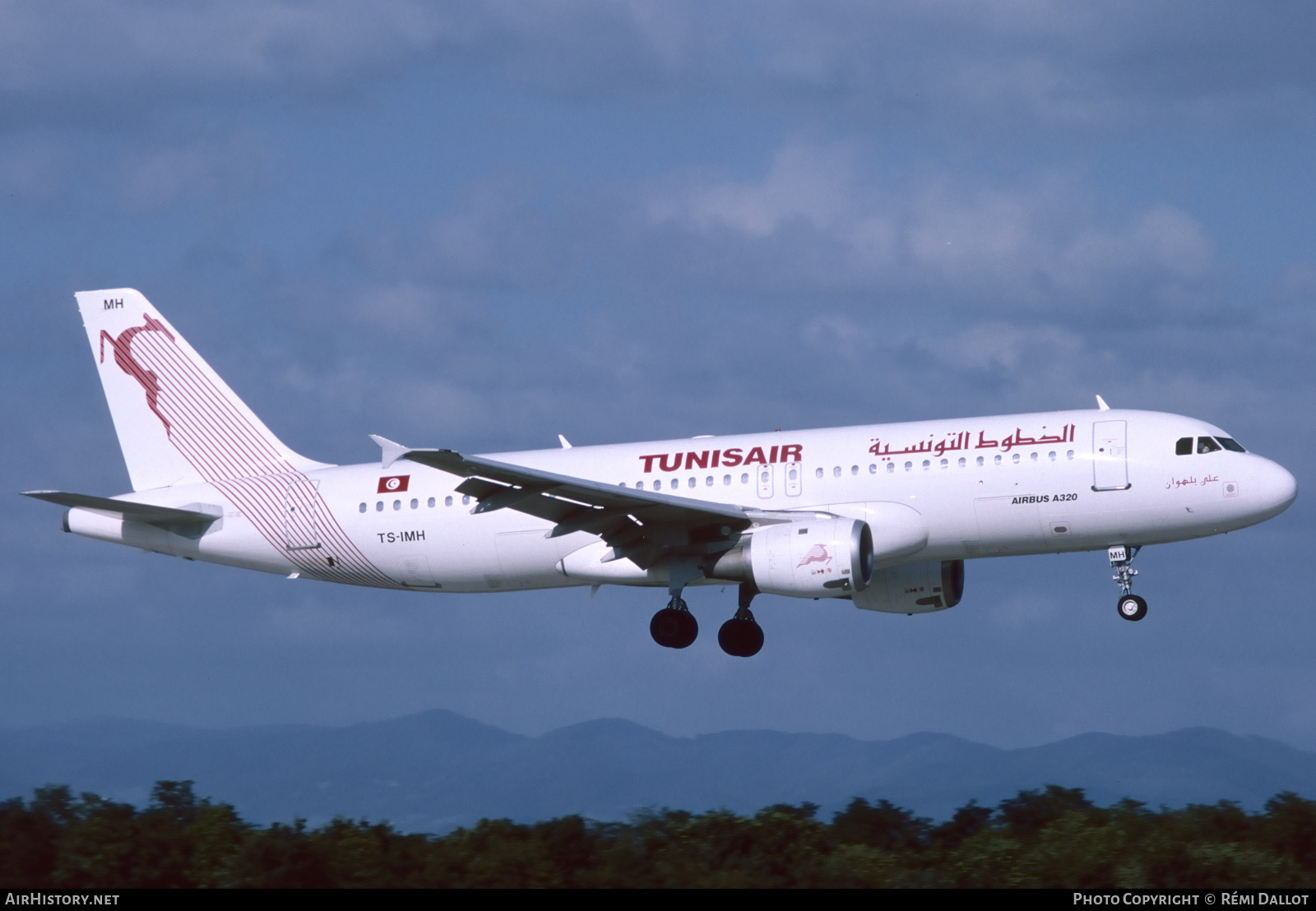 Aircraft Photo of TS-IMH | Airbus A320-211 | Tunisair | AirHistory.net #728385