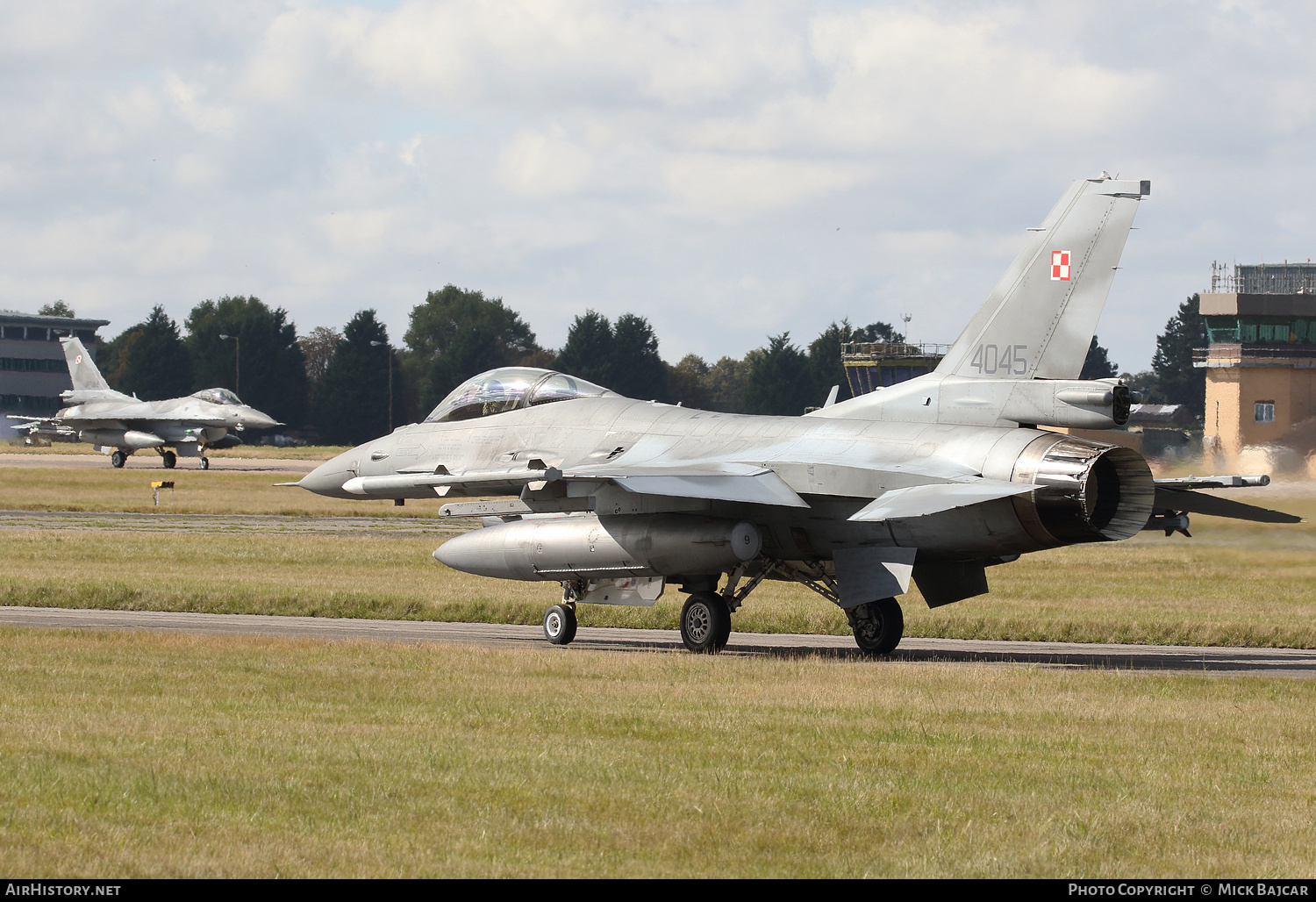 Aircraft Photo of 4045 | Lockheed Martin F-16CJ Fighting Falcon | Poland - Air Force | AirHistory.net #728480