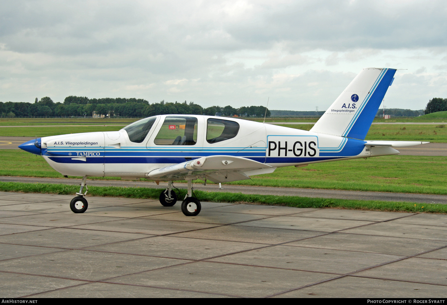 Aircraft Photo of PH-GIS | Socata TB-9 Tampico Club | A.I.S. Vliegopleidingen | AirHistory.net #728523