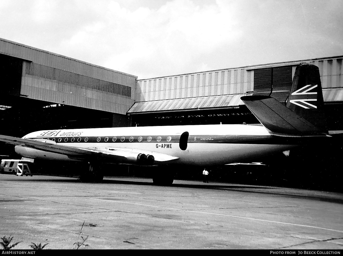 Aircraft Photo of G-APME | De Havilland D.H. 106 Comet 4B | BEA Airtours - British European Airways | AirHistory.net #728589