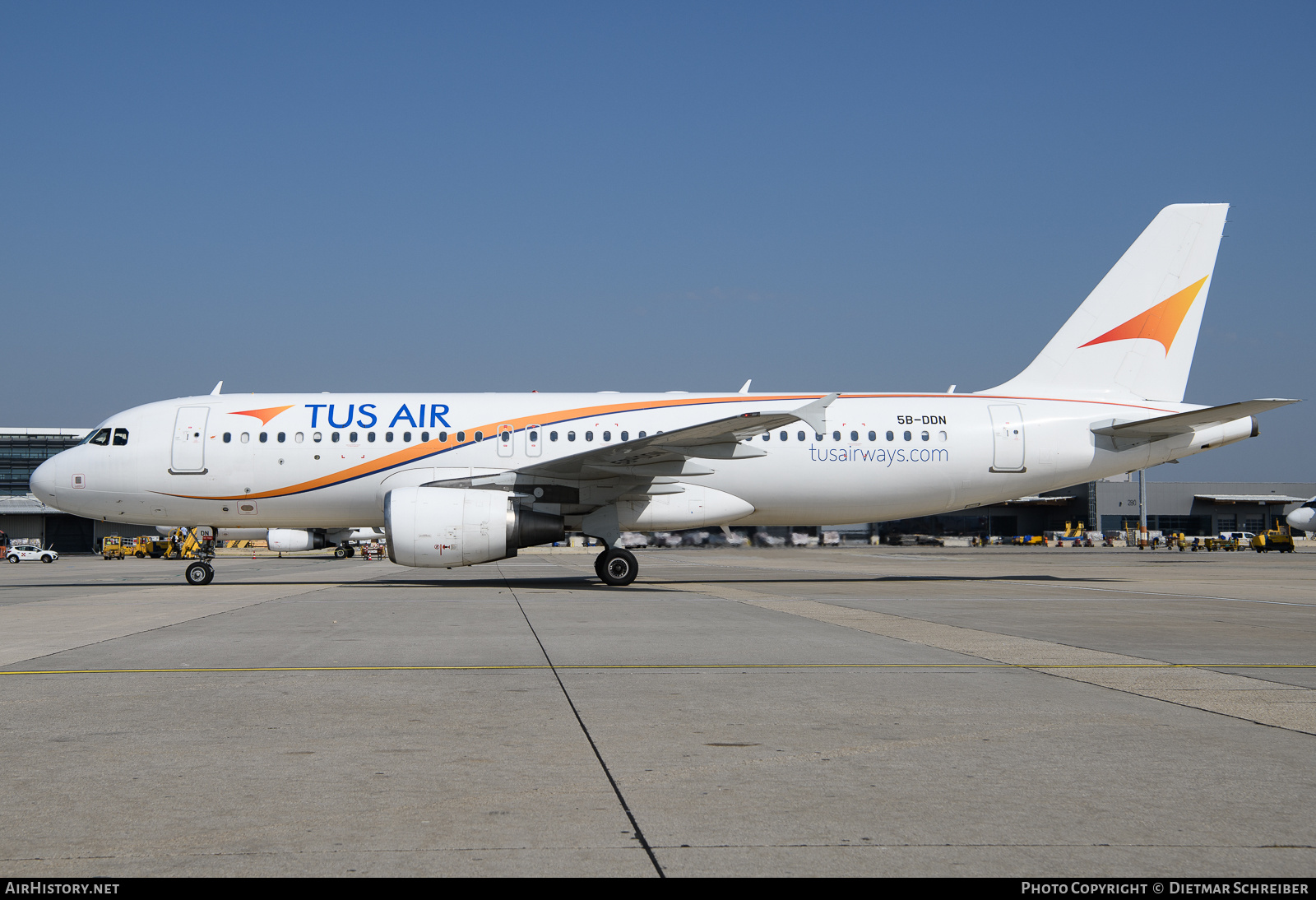 Aircraft Photo of 5B-DDN | Airbus A320-214 | Tus Airways | AirHistory.net #728644