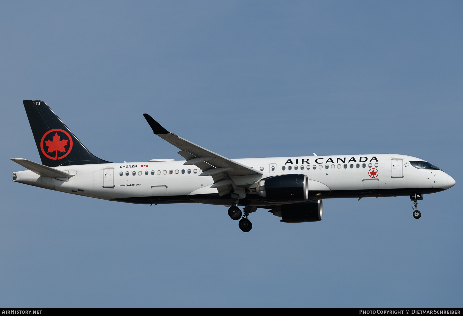 Aircraft Photo of C-GMZN | Airbus A220-371 (BD-500-1A11) | Air Canada | AirHistory.net #728707
