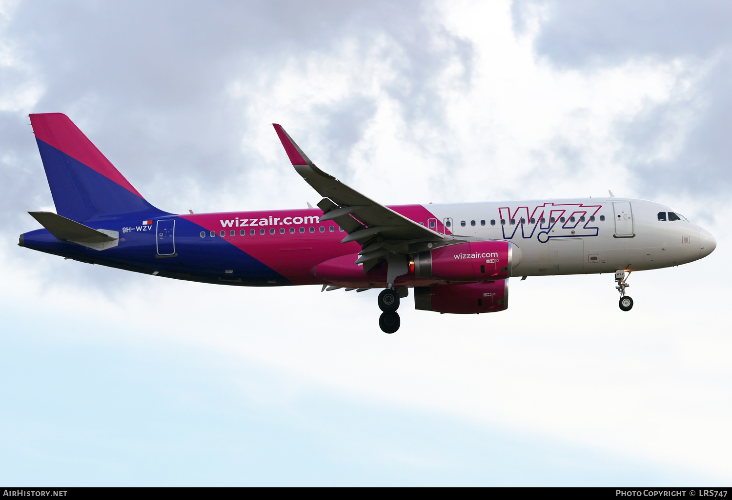 Aircraft Photo of 9H-WZV | Airbus A320-232 | Wizz Air | AirHistory.net #728888