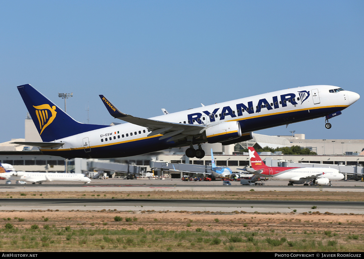 Aircraft Photo of EI-ESW | Boeing 737-8AS | Ryanair | AirHistory.net #728899