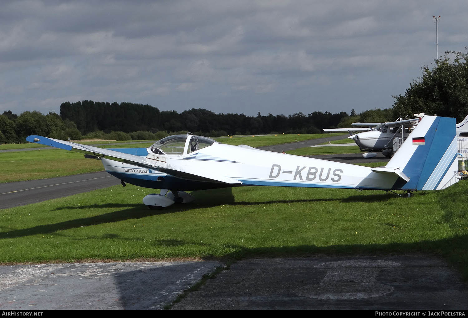 Aircraft Photo of D-KBUS | Scheibe SF-25C/TL Rotax-Falke | AirHistory.net #728902