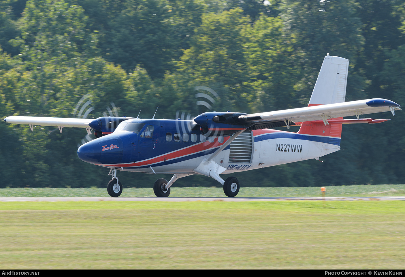 Aircraft Photo of N227WW | De Havilland Canada DHC-6-100 Twin Otter | AerOhio Skydiving | AirHistory.net #728906