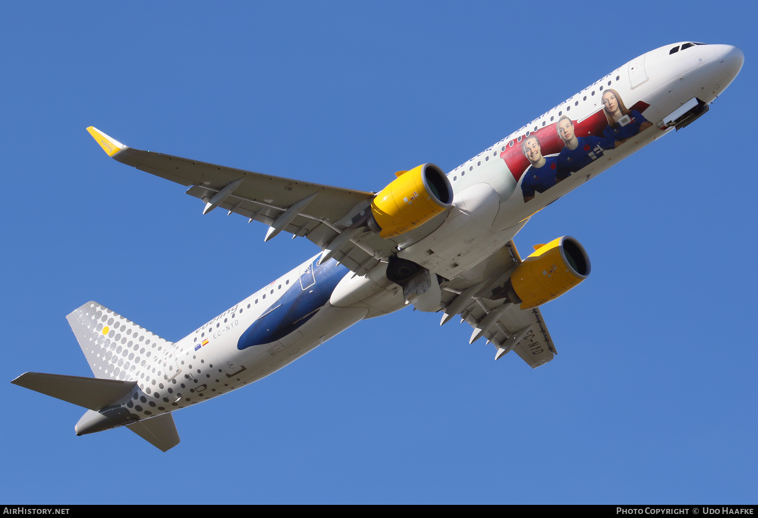 Aircraft Photo of EC-NYD | Airbus A321-271NX | Vueling Airlines | AirHistory.net #728999