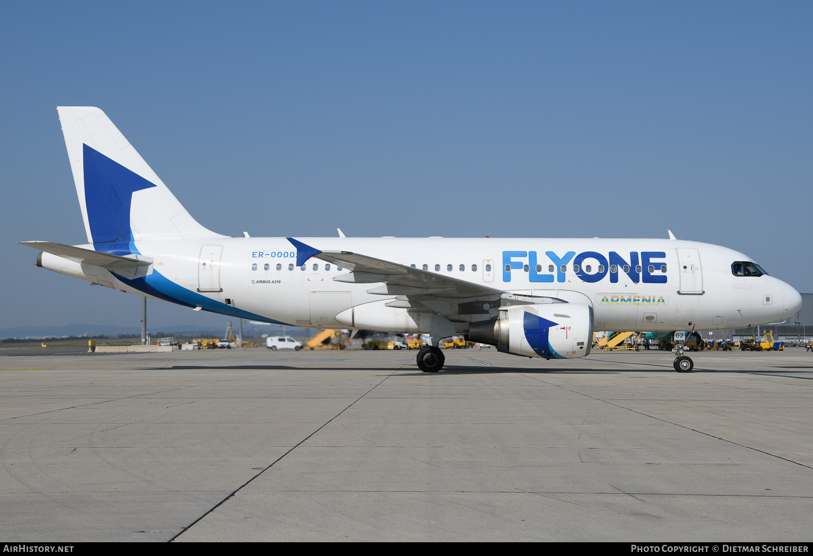 Aircraft Photo of ER-00002 | Airbus A319-112 | FlyOne | AirHistory.net #729037