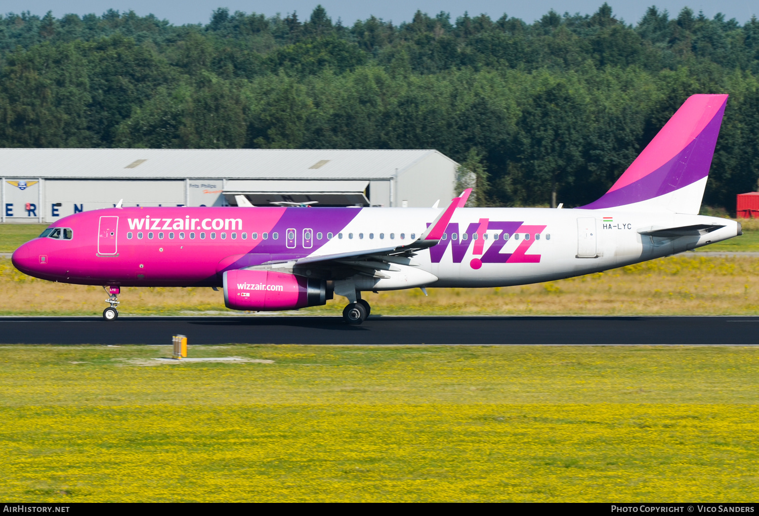 Aircraft Photo of HA-LYC | Airbus A320-232 | Wizz Air | AirHistory.net #729091