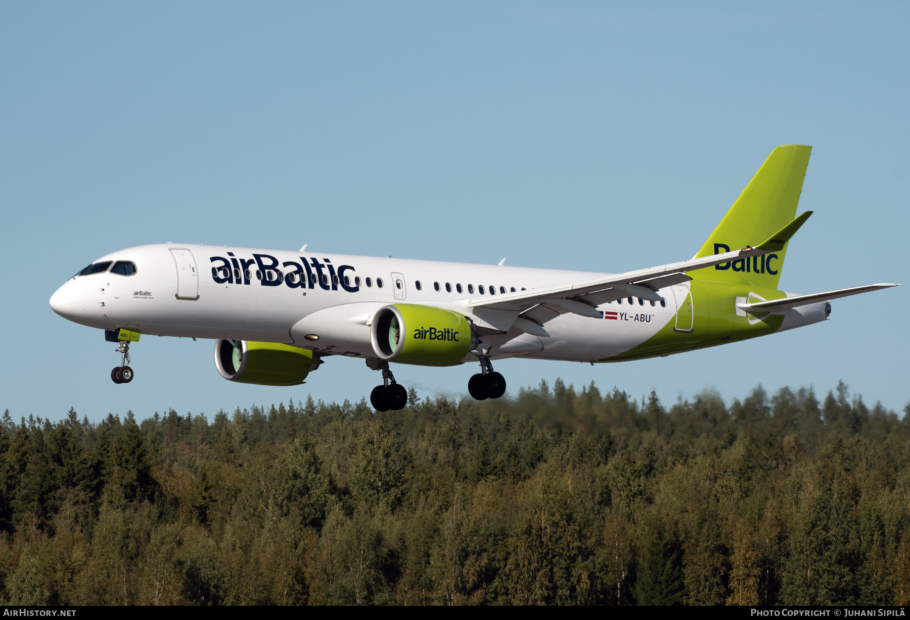 Aircraft Photo of YL-ABU | Airbus A220-300 (BD-500-1A11) | AirBaltic | AirHistory.net #729224