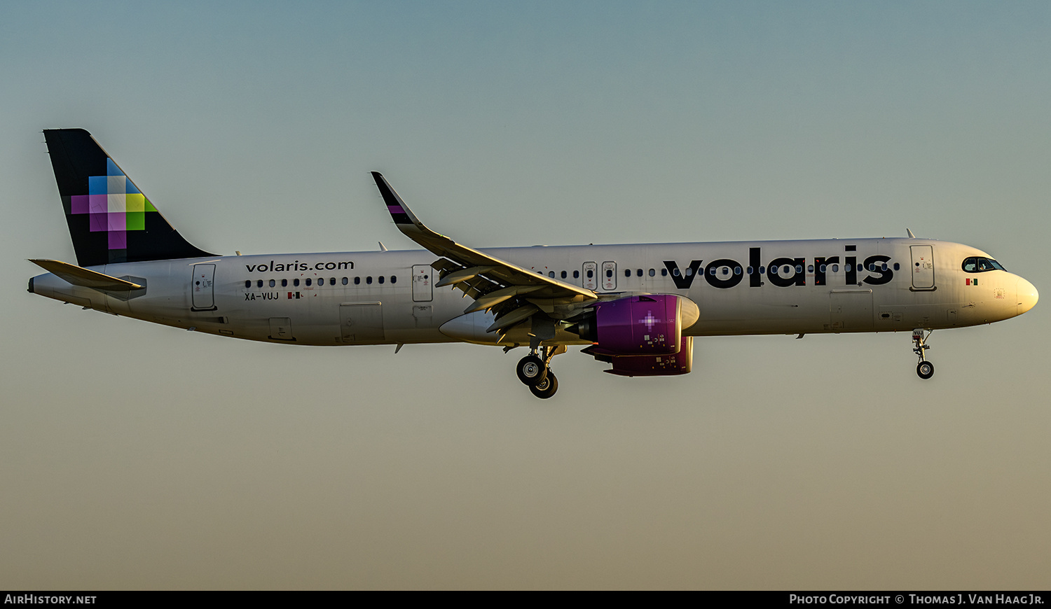 Aircraft Photo of XA-VUJ | Airbus A321-271NX | Volaris | AirHistory.net #729316