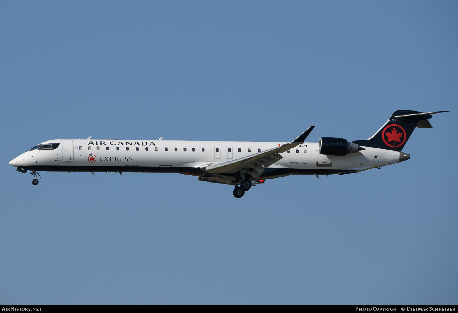 Aircraft Photo of C-FJZN | Bombardier CRJ-900 (CL-600-2D24) | Air Canada Express | AirHistory.net #729582