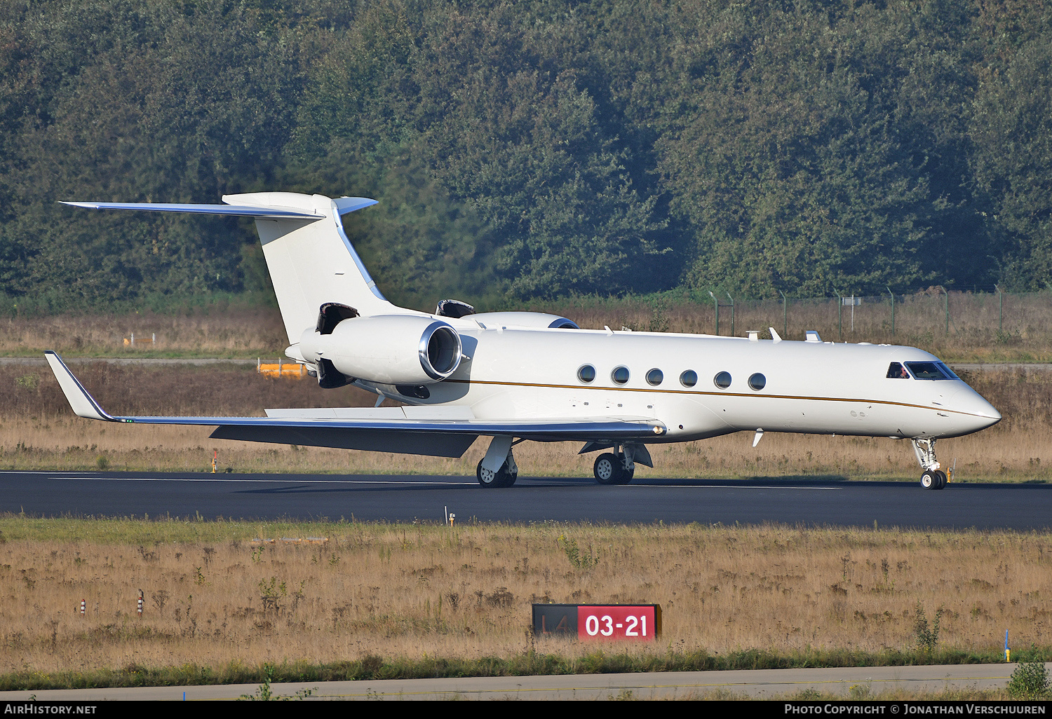Aircraft Photo of 01-0076 | Gulfstream Aerospace C-37A Gulfstream V (G-V) | USA - Air Force | AirHistory.net #729607