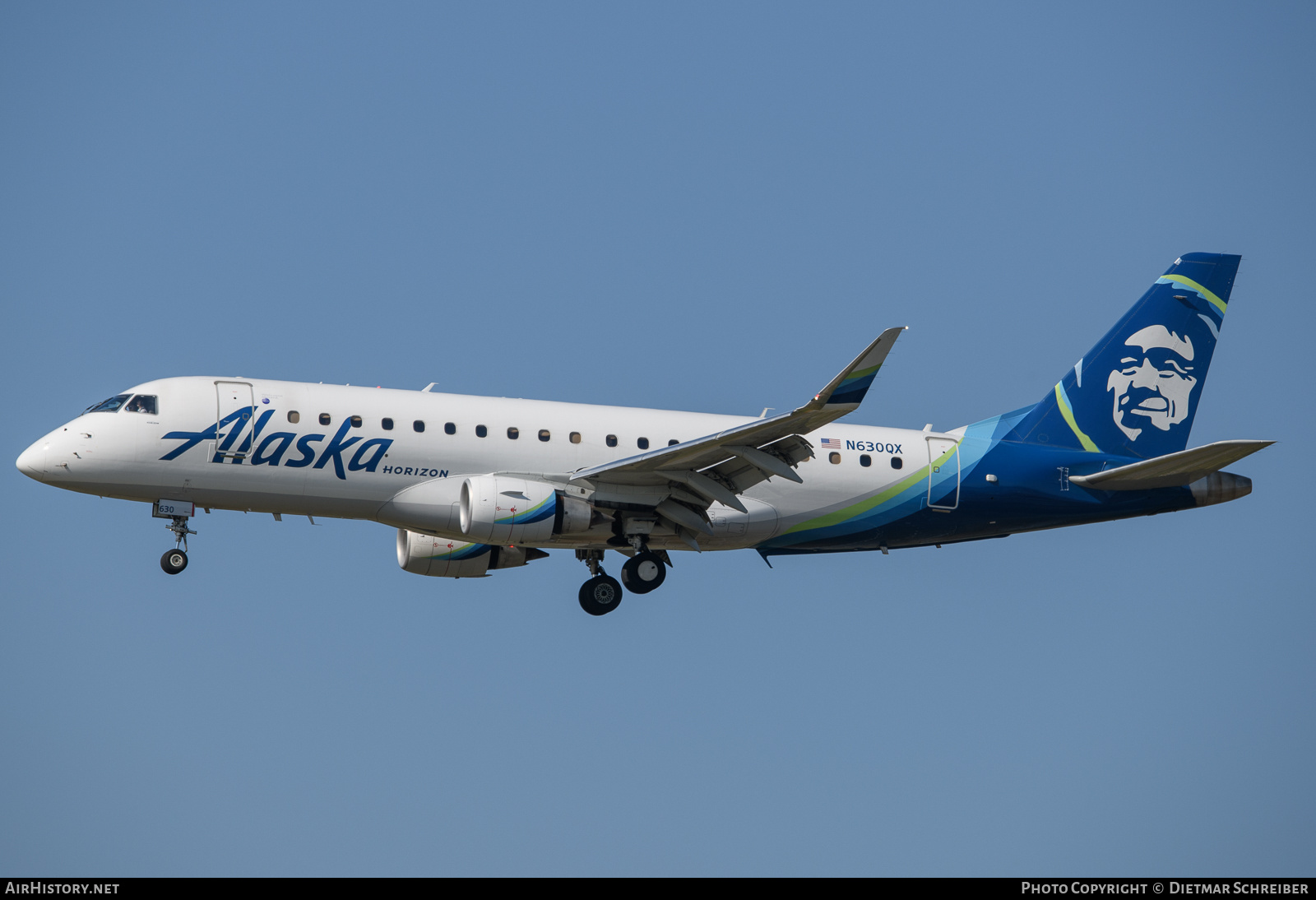 Aircraft Photo of N630QX | Embraer 175LR (ERJ-170-200LR) | Alaska Airlines | AirHistory.net #729611
