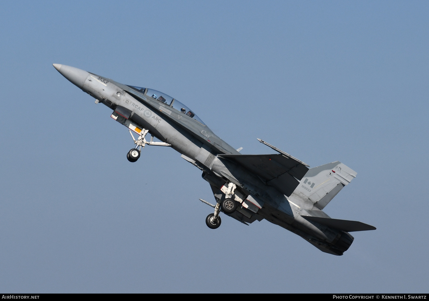 Aircraft Photo of 188933 | McDonnell Douglas CF-188B Hornet | Canada - Air Force | AirHistory.net #729616