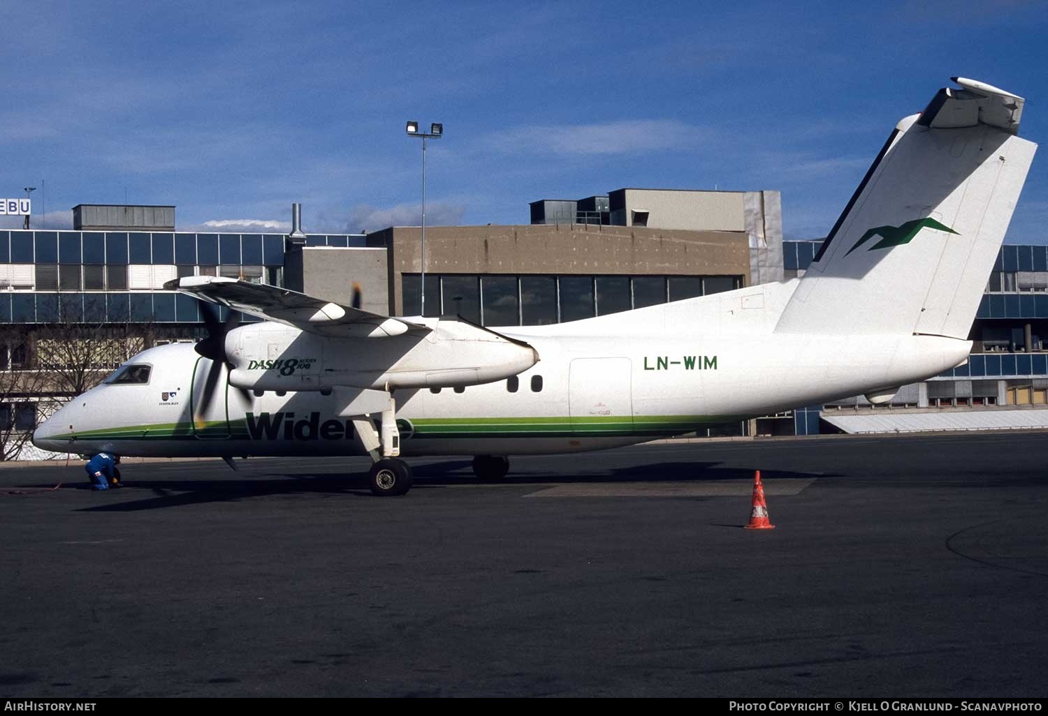 Aircraft Photo of LN-WIM | De Havilland Canada DHC-8-103B Dash 8 | Widerøe | AirHistory.net #729723