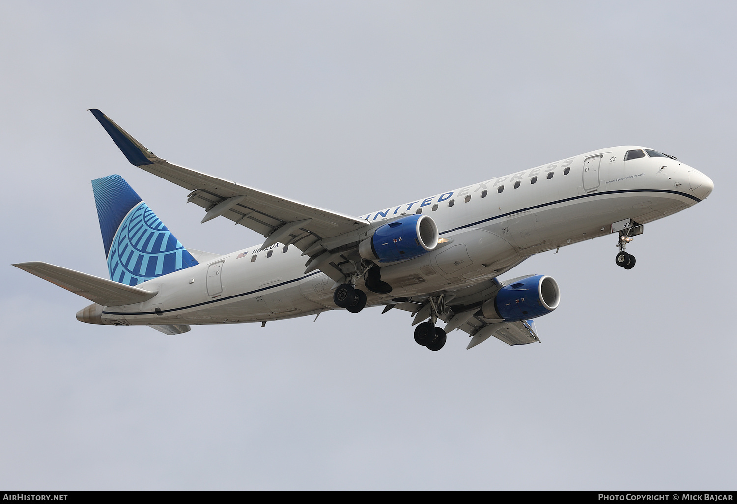 Aircraft Photo of N612UX | Embraer 175LR (ERJ-170-200LR) | United Express | AirHistory.net #729802