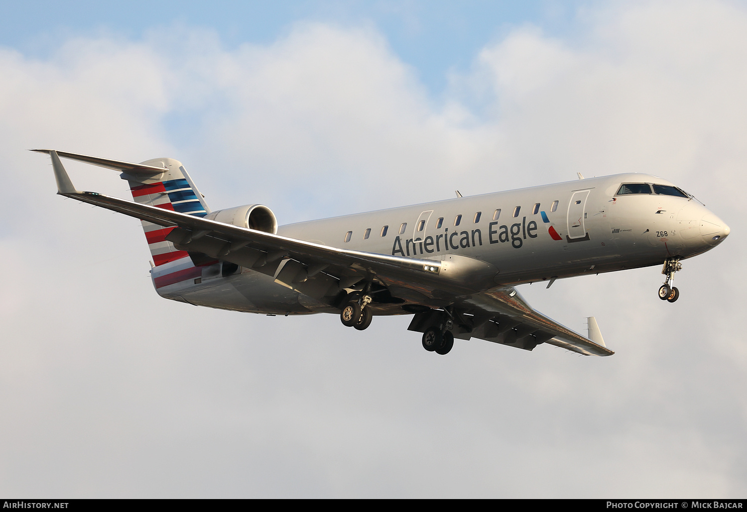 Aircraft Photo of N468AW | Bombardier CRJ-200LR (CL-600-2B19) | American Eagle | AirHistory.net #729877
