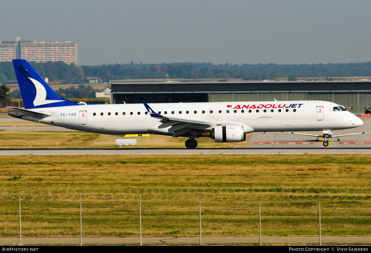 Aircraft Photo of TC-YAO | Embraer 195LR (ERJ-190-200LR) | AnadoluJet | AirHistory.net #729930