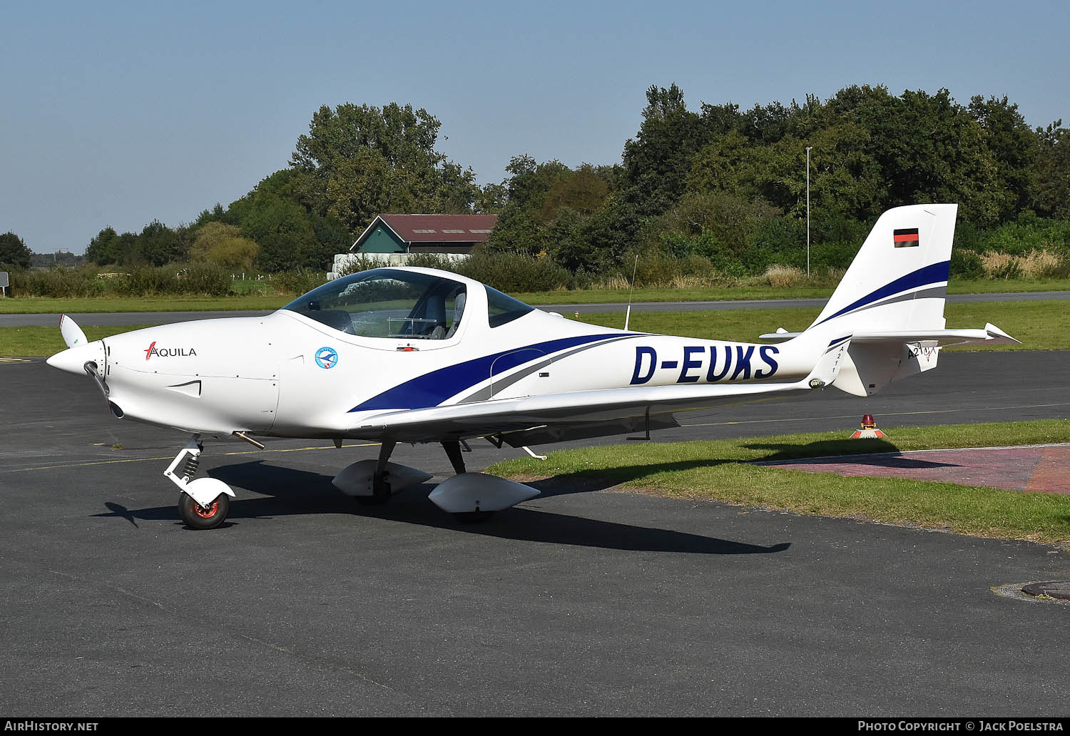 Aircraft Photo of D-EUKS | Aquila AT01-100C A211GX | Luftfahrtverein Mainz | AirHistory.net #730000