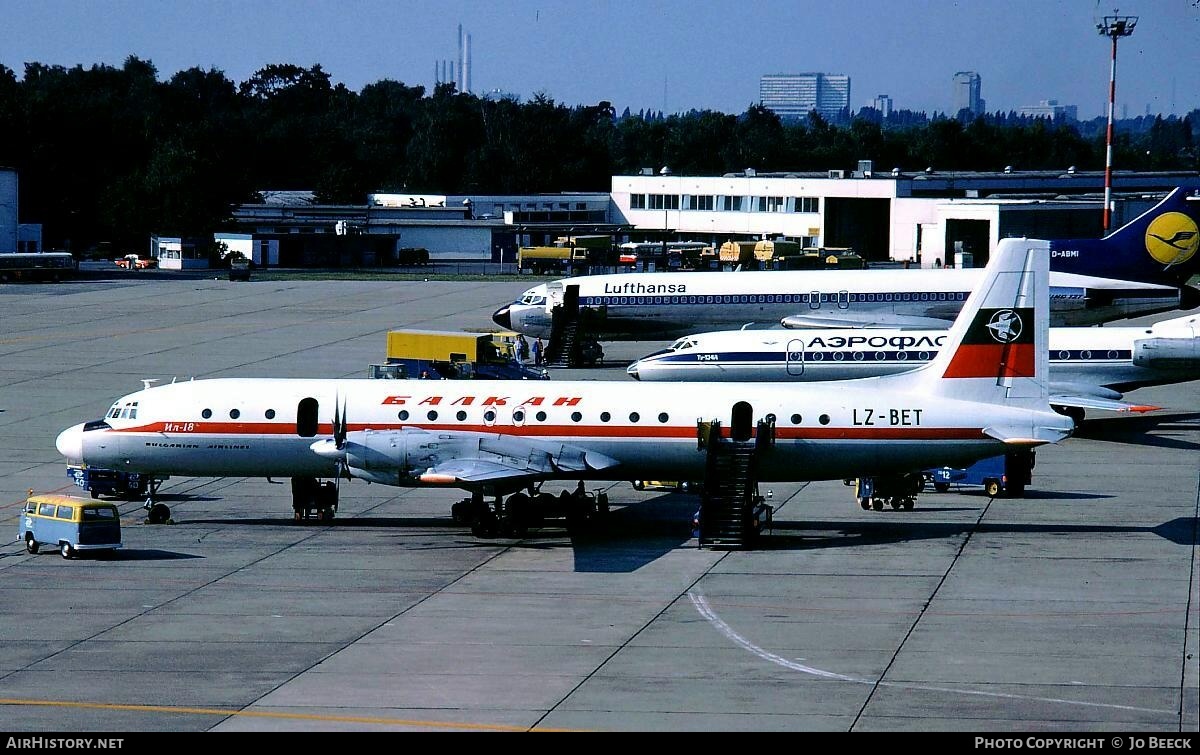Aircraft Photo of LZ-BET | Ilyushin Il-18D | Balkan - Bulgarian Airlines | AirHistory.net #730013