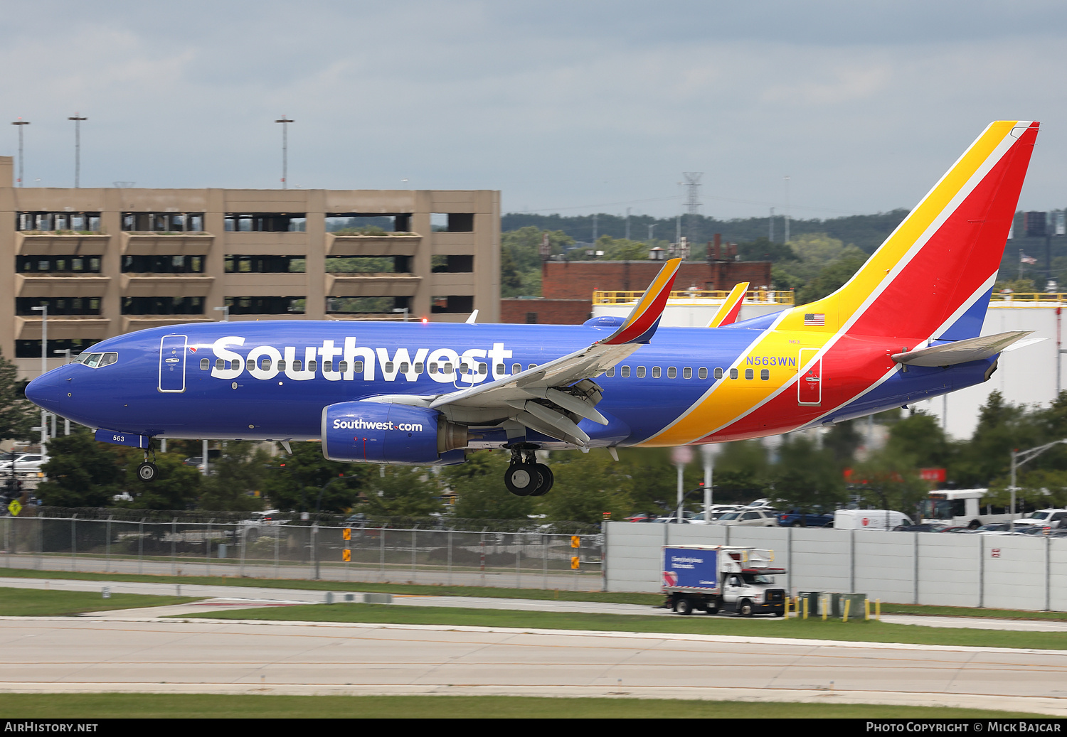 Aircraft Photo of N563WN | Boeing 737-752 | Southwest Airlines | AirHistory.net #730059