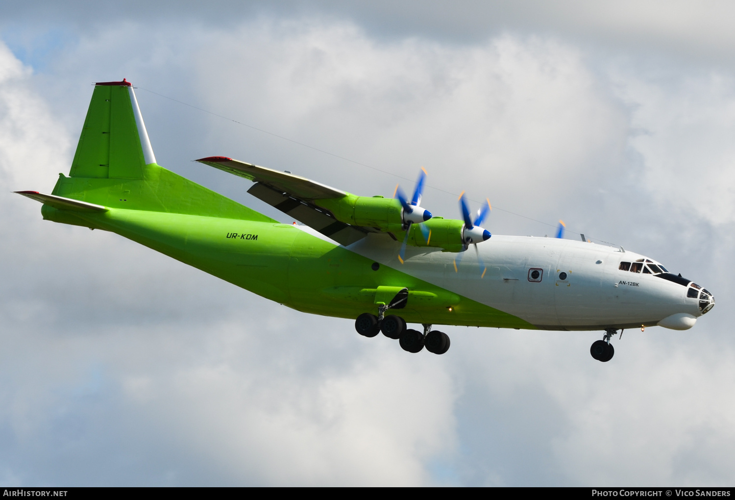 Aircraft Photo of UR-KDM | Antonov An-12BK | AirHistory.net #730101