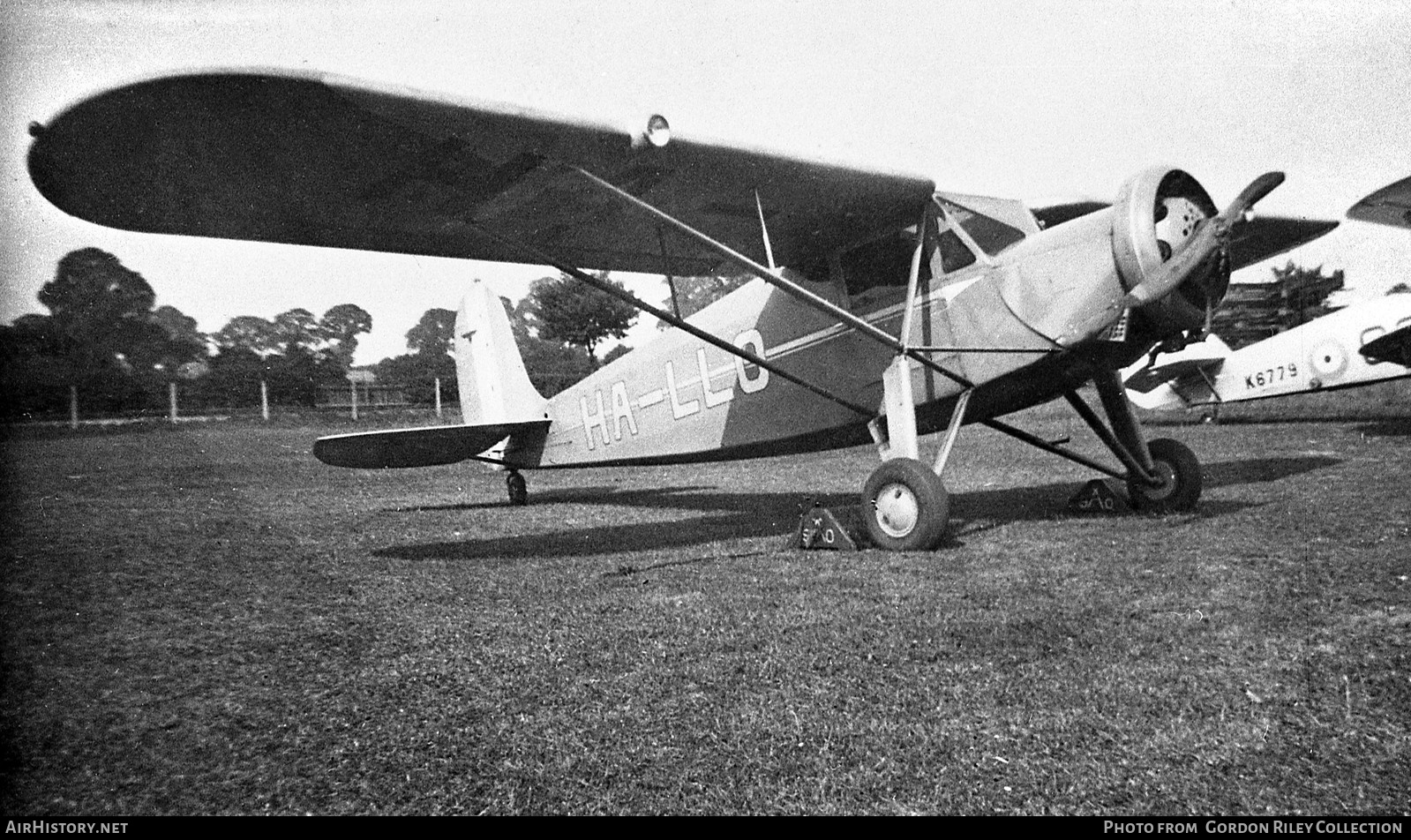 Aircraft Photo of HA-LLO | Fairchild F-24C-8A | AirHistory.net #730295