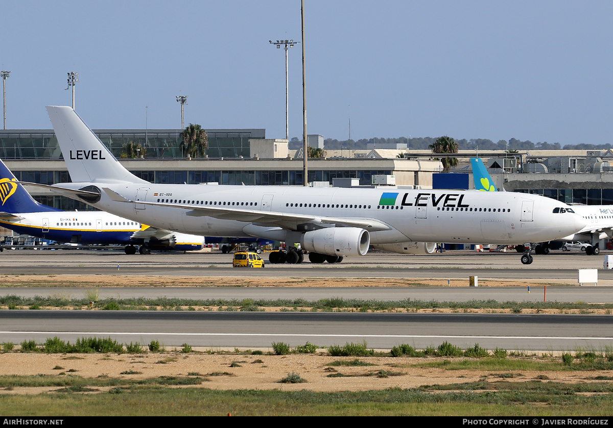Aircraft Photo of EC-ODQ | Airbus A330-343 | Level | AirHistory.net #730391