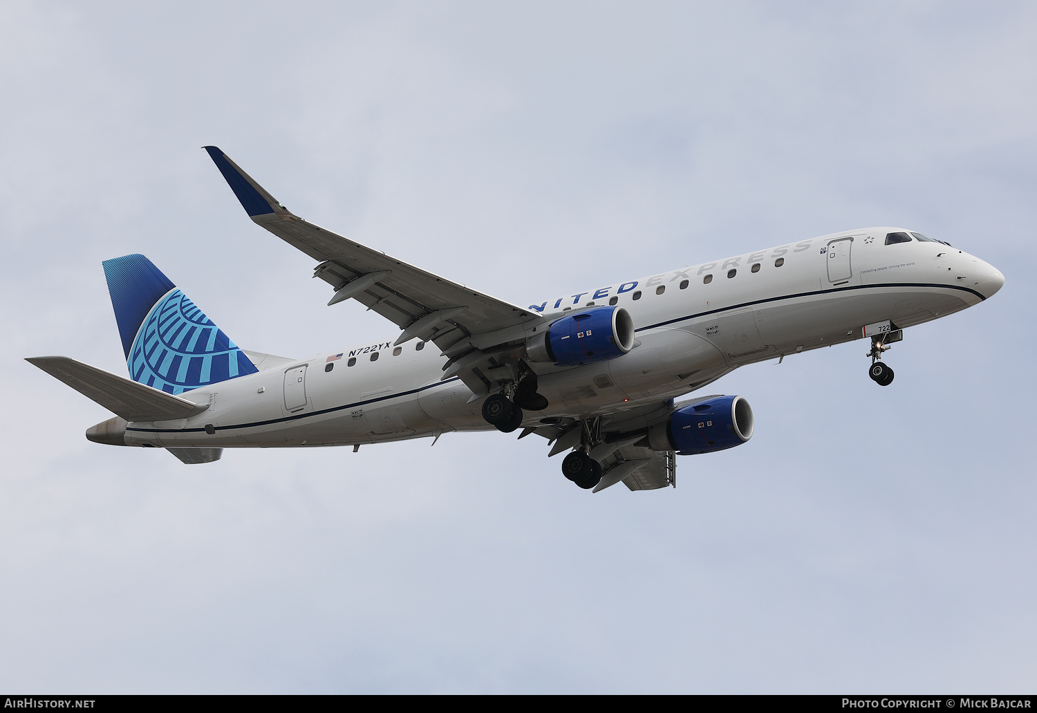 Aircraft Photo of N722YX | Embraer 175LR (ERJ-170-200LR) | United Express | AirHistory.net #730400