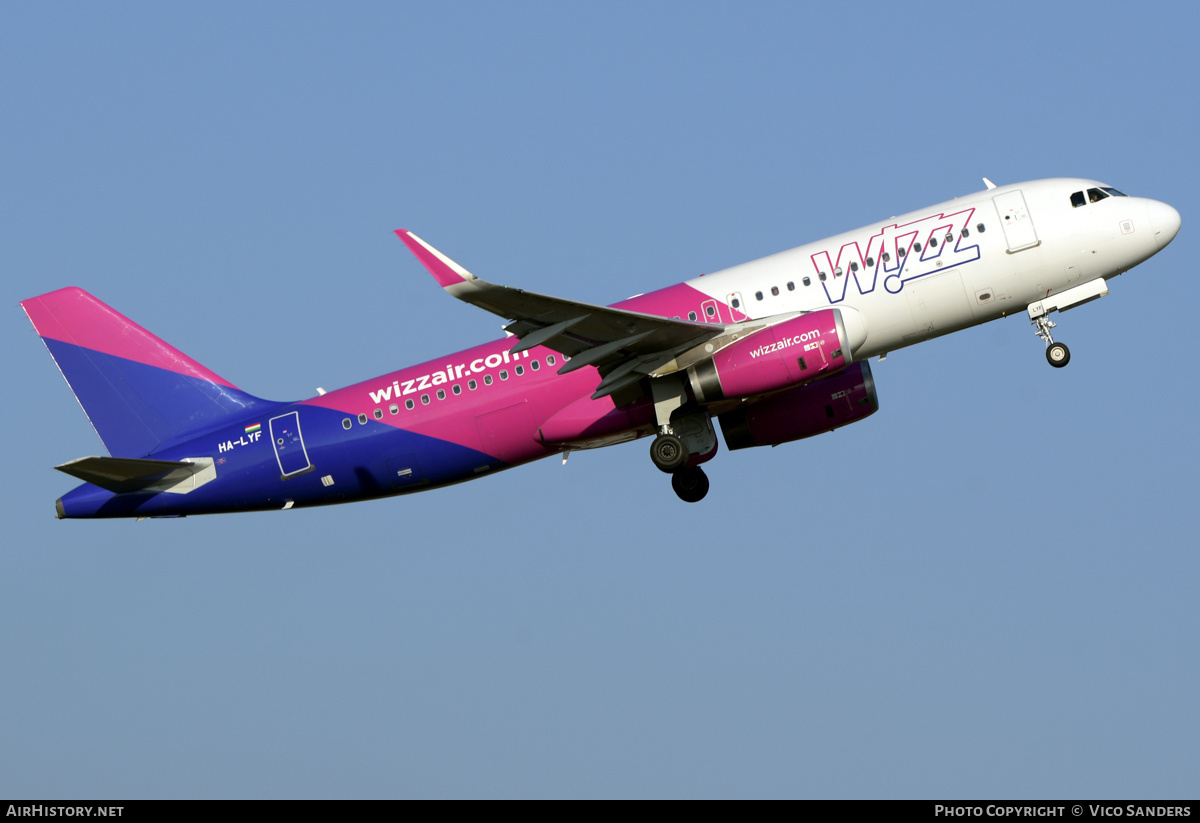 Aircraft Photo of HA-LYF | Airbus A320-232 | Wizz Air | AirHistory.net #730410