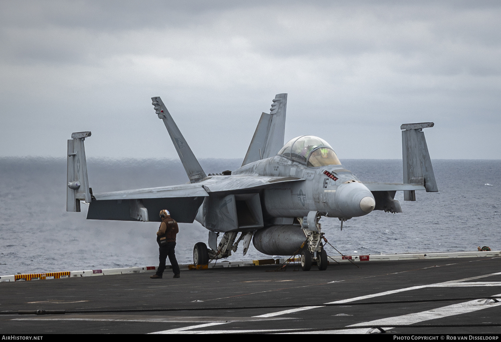 Aircraft Photo of 165915 | Boeing F/A-18F Super Hornet | USA - Navy | AirHistory.net #730584