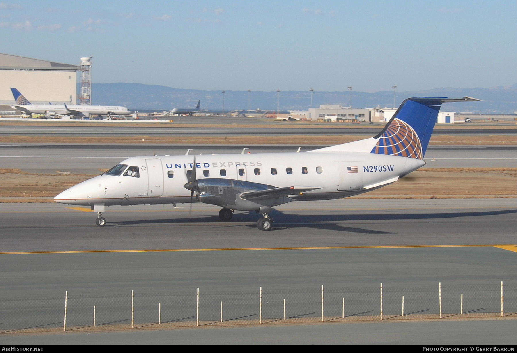 Aircraft Photo of N290SW | Embraer EMB-120ER Brasilia | United Express | AirHistory.net #730625